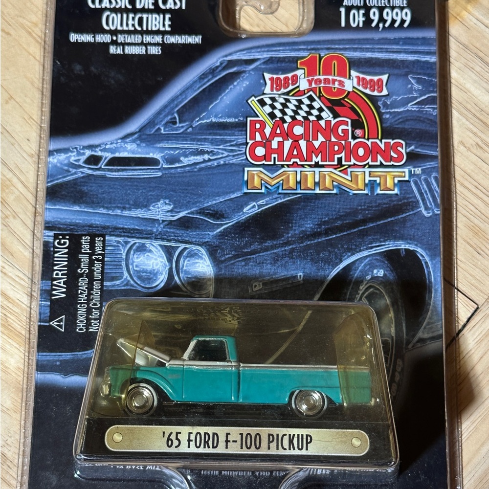 Classic Die Cast collectible: 65 Ford F-100 Pickup